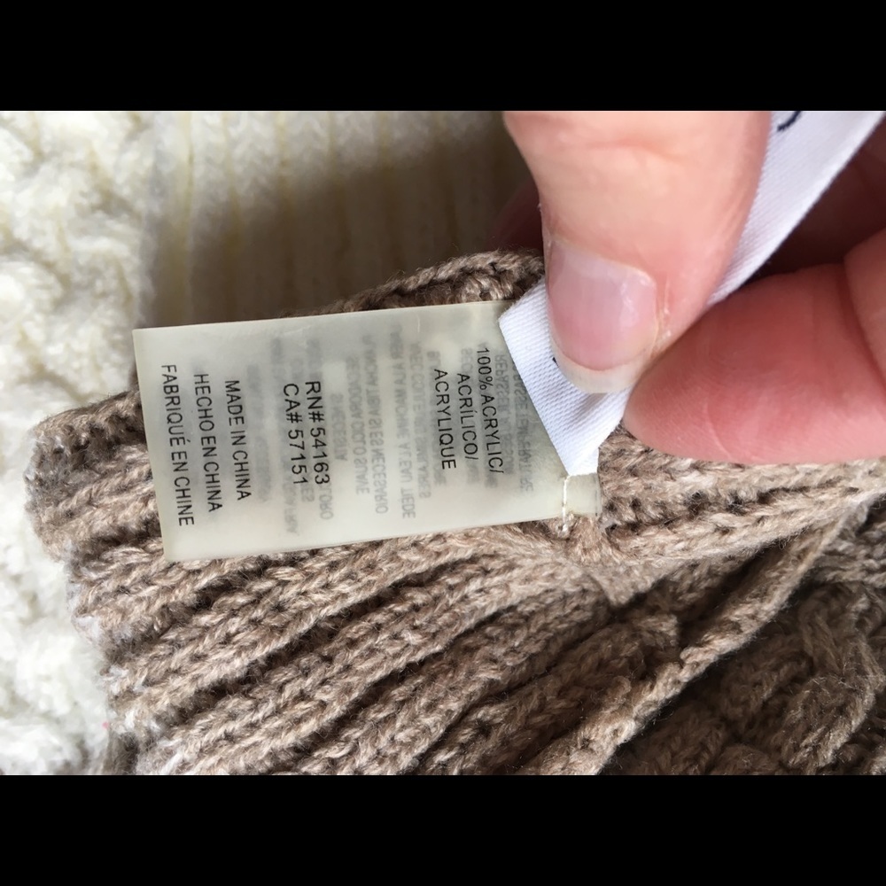 ⭐️Calvin Klein knit scarf⭐️ - Picture 3 of 5